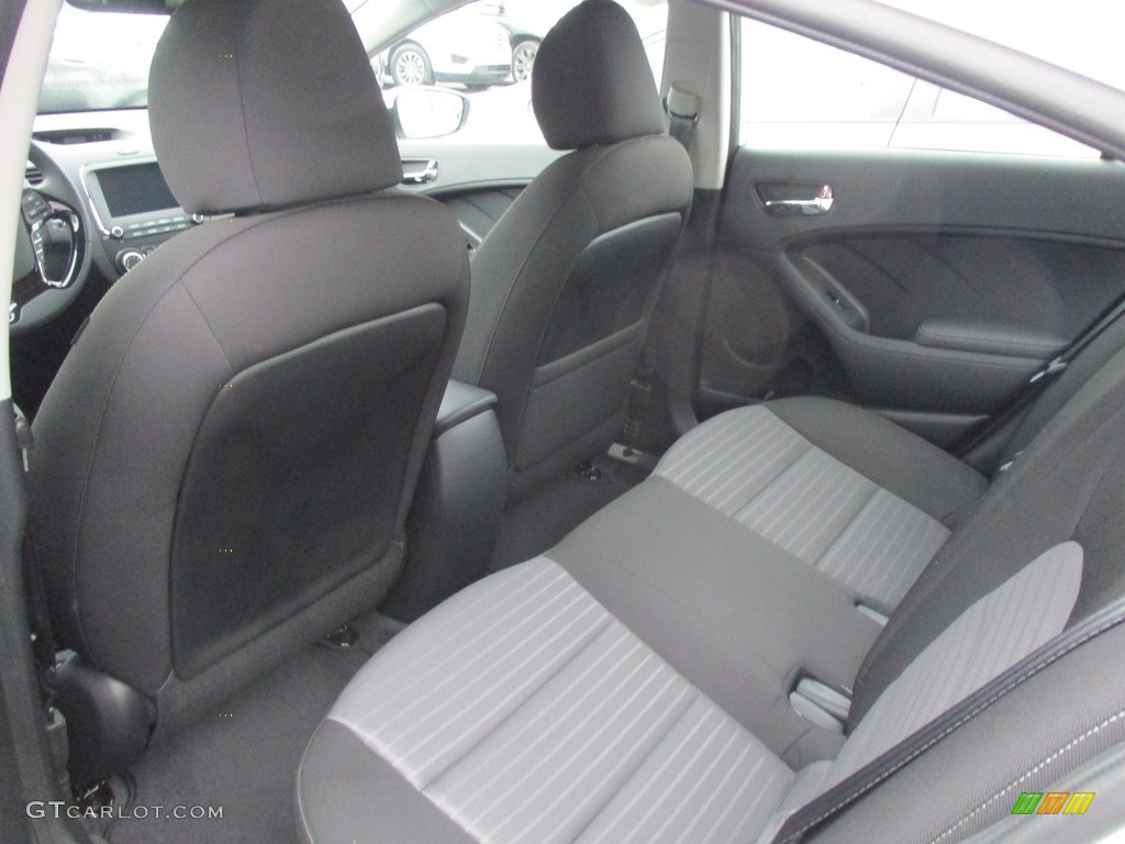 Black Interior 2017 Kia Forte S Photo #116144363