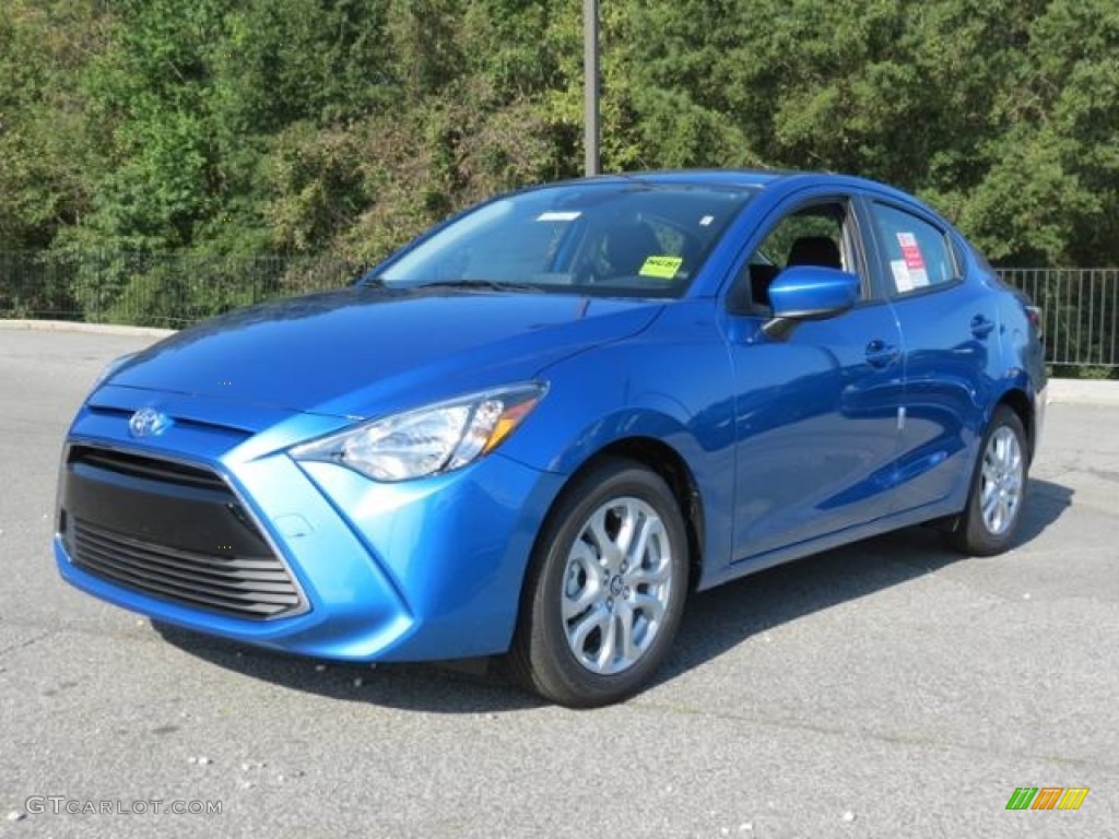 Sapphire 2017 Toyota Yaris iA Standard Yaris iA Model Exterior Photo #116144987