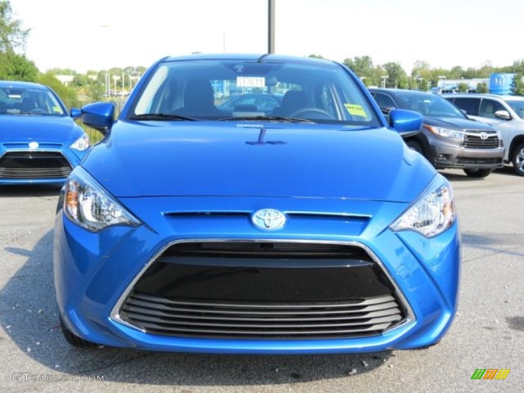 Sapphire 2017 Toyota Yaris iA Standard Yaris iA Model Exterior Photo #116145556