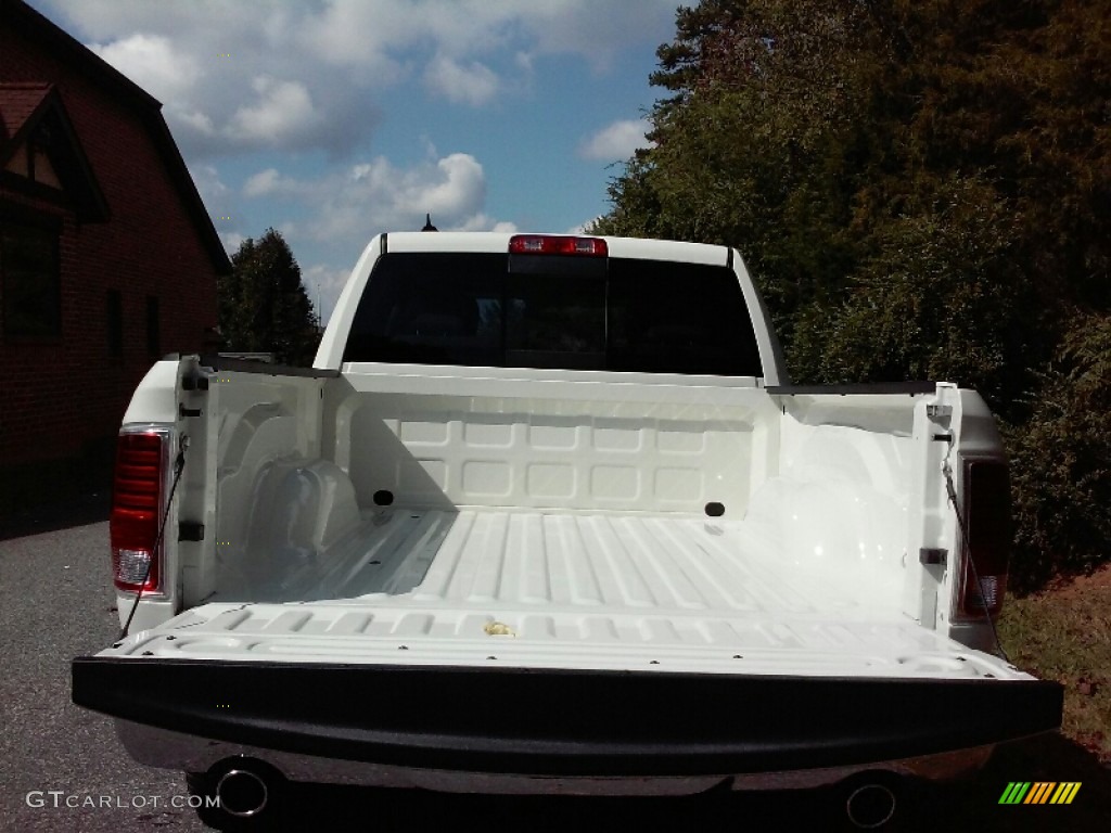 2017 1500 Laramie Crew Cab 4x4 - Pearl White / Canyon Brown/Light Frost Beige photo #11