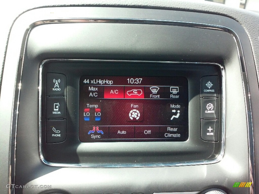 2017 Dodge Durango SXT AWD Controls Photo #116147945