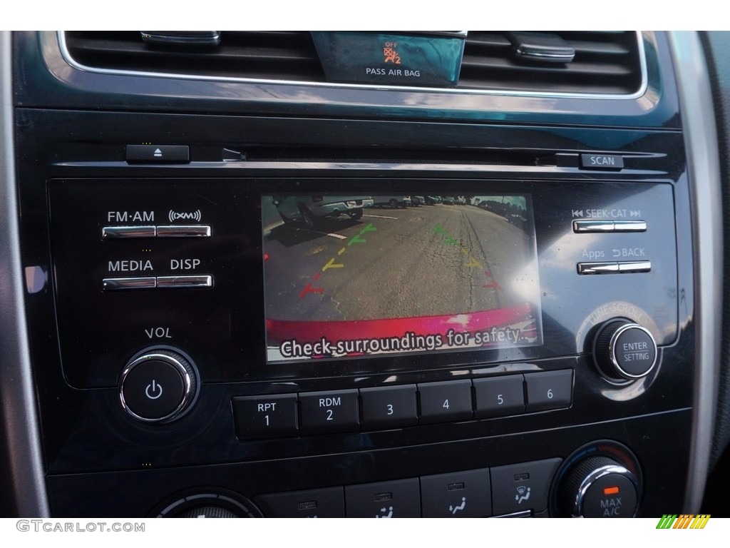 2015 Altima 2.5 S - Cayenne Red / Charcoal photo #24