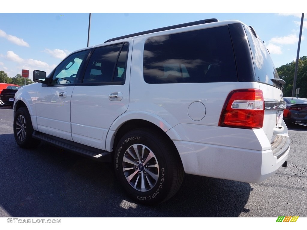 2015 Expedition XLT - Oxford White / Dune photo #5