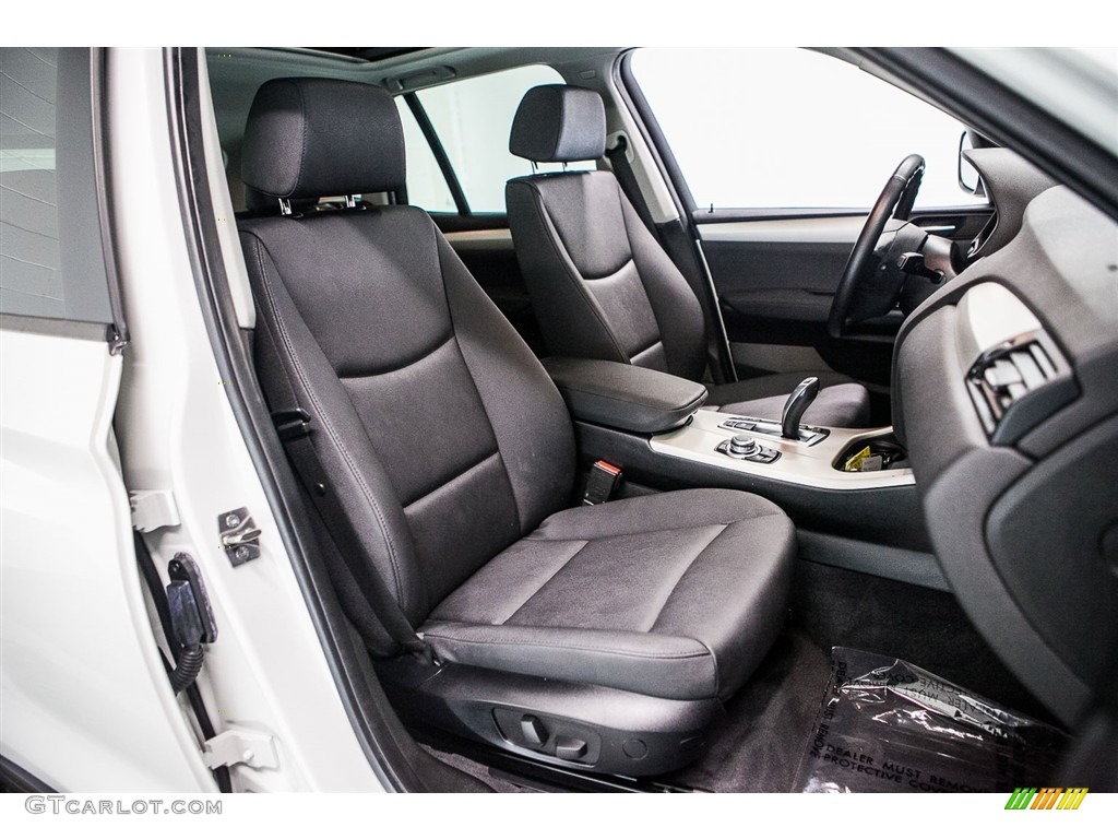 2013 X3 xDrive 28i - Alpine White / Black photo #13