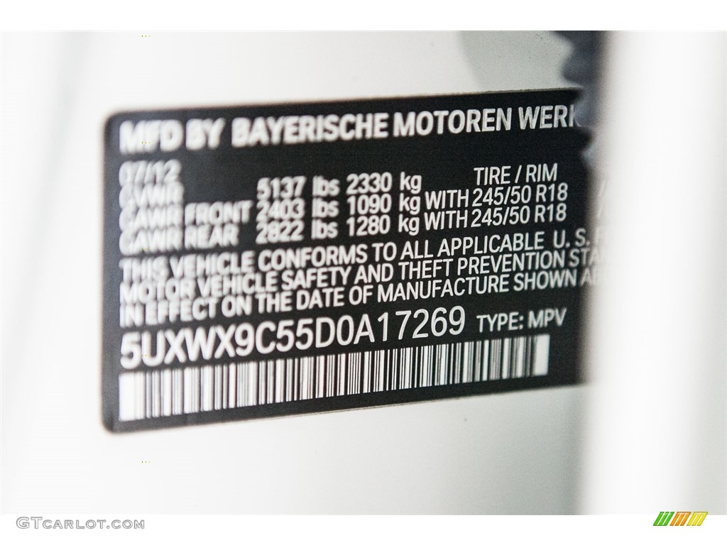 2013 X3 xDrive 28i - Alpine White / Black photo #21