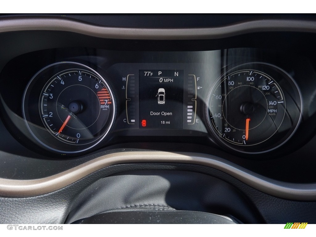 2017 Jeep Cherokee Latitude Gauges Photos