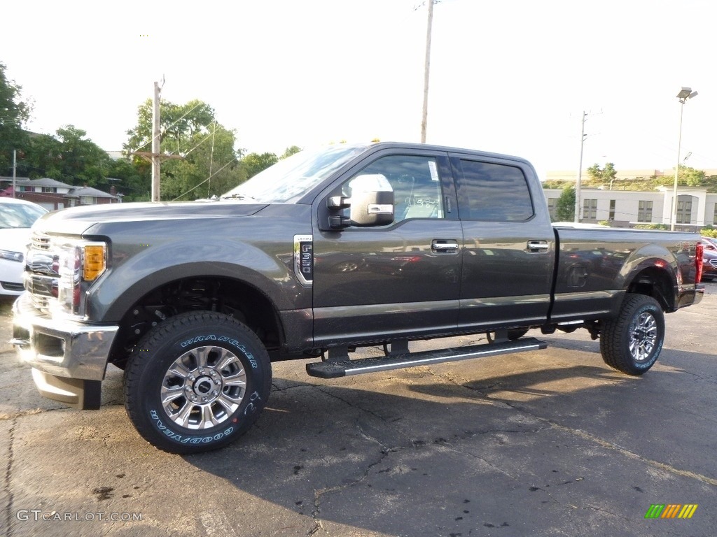 Magnetic 2017 Ford F350 Super Duty Platinum Crew Cab 4x4 Exterior Photo #116156879