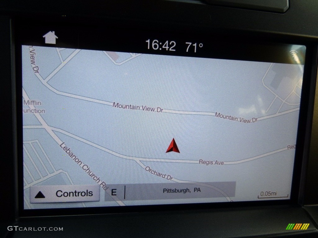 2017 Ford F350 Super Duty Platinum Crew Cab 4x4 Navigation Photos
