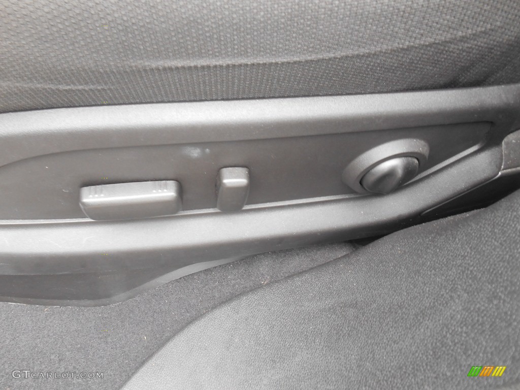 2011 Acadia SLE - Gold Mist Metallic / Ebony photo #15