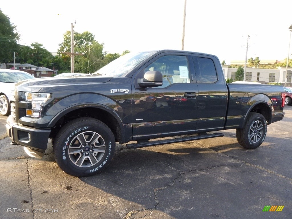 2016 F150 Lariat SuperCab 4x4 - Lithium Gray / Black photo #3