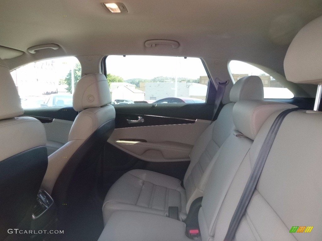 2017 Kia Sorento EX V6 AWD Rear Seat Photo #116163269