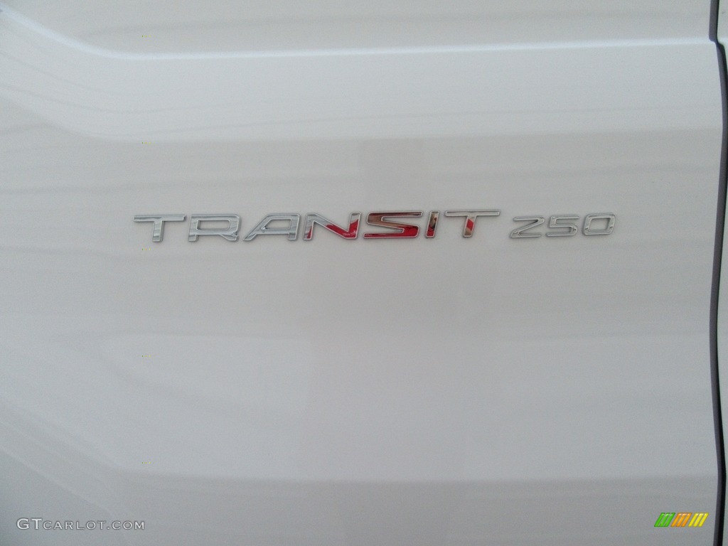2017 Ford Transit Van 250 MR Long Marks and Logos Photo #116166266