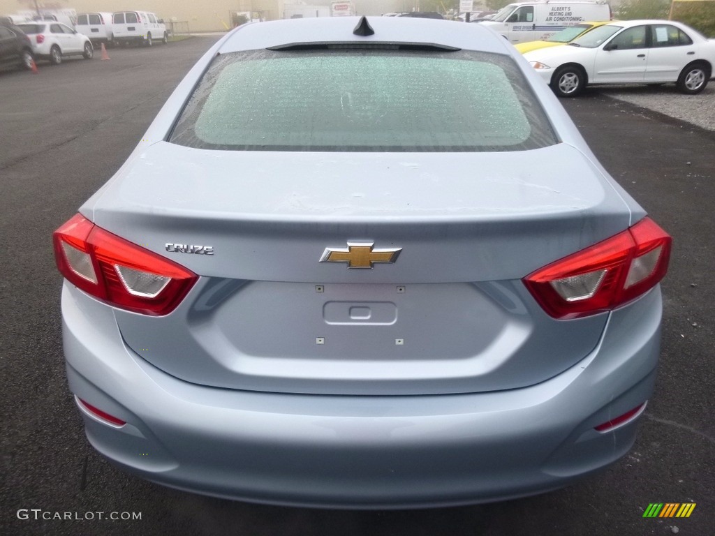 2017 Cruze LS - Arctic Blue Metallic / Jet Black photo #7