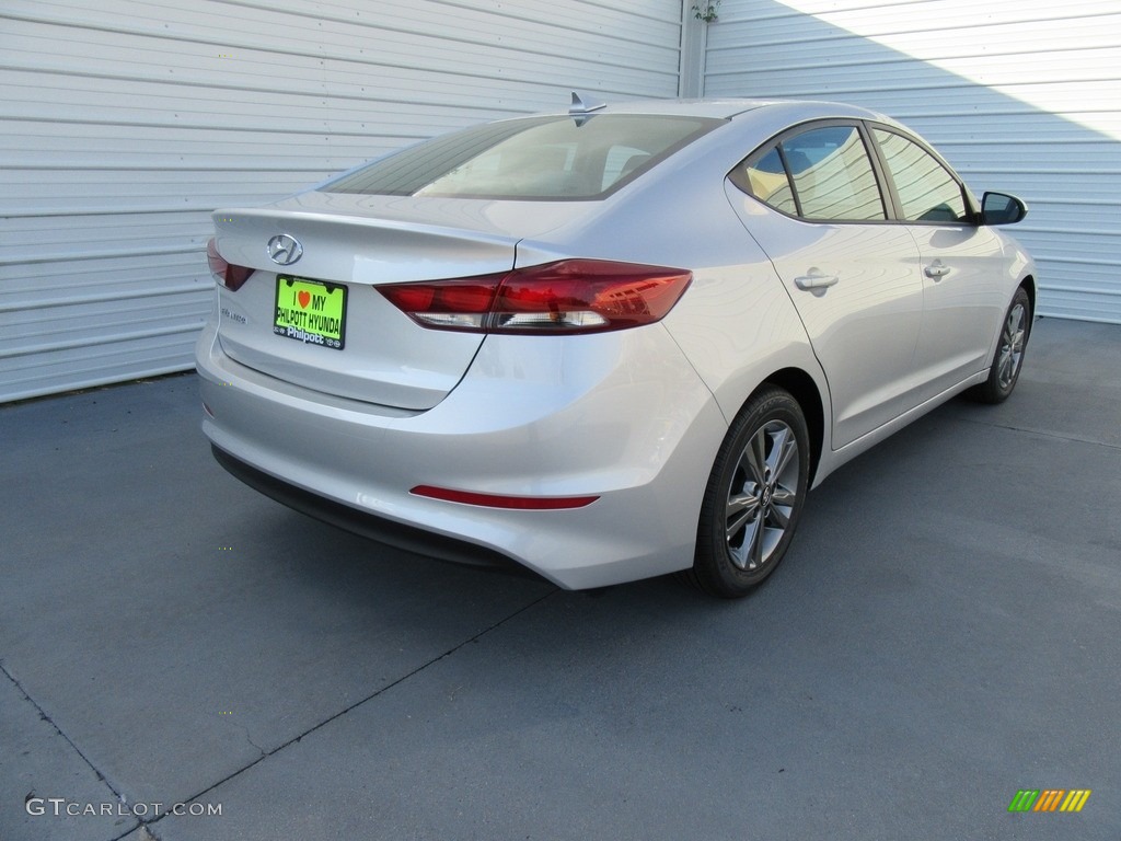 2017 Elantra SE - Silver / Gray photo #4