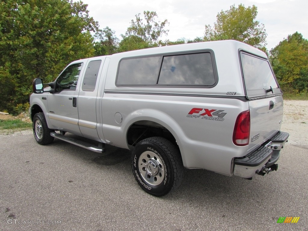 2005 F250 Super Duty XLT SuperCab 4x4 - Silver Metallic / Medium Flint photo #5