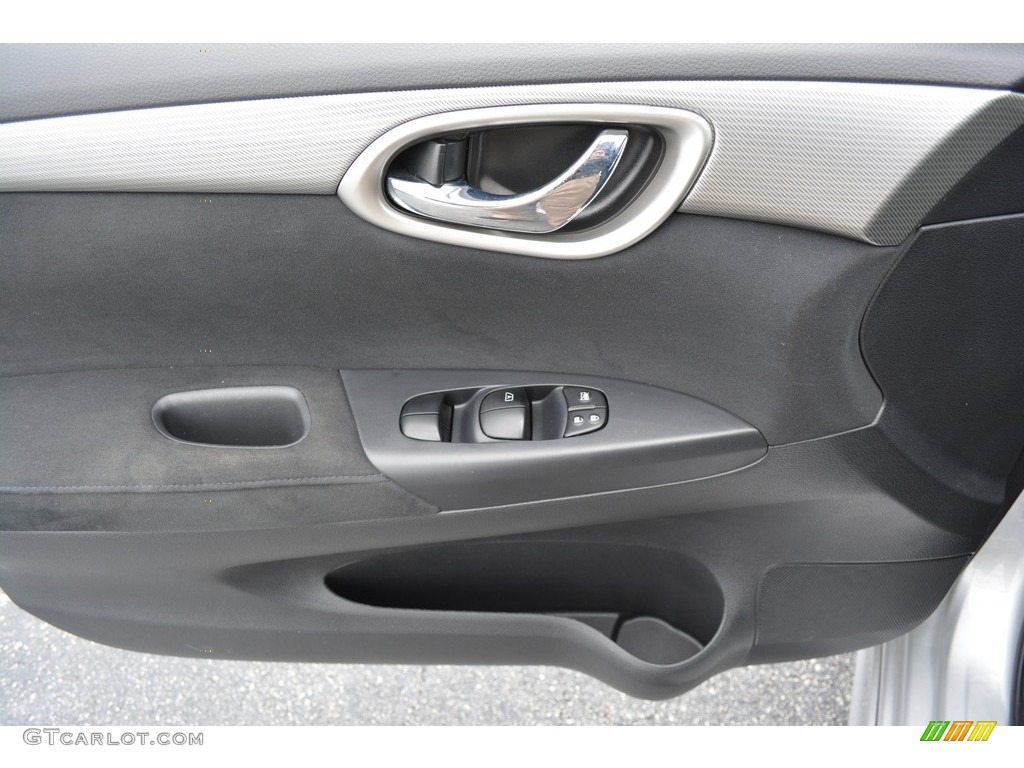 2014 Sentra SR - Brilliant Silver / Charcoal photo #8