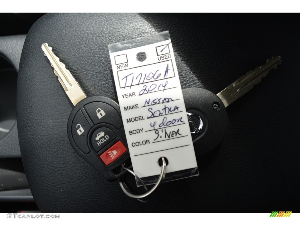 2014 Sentra SR - Brilliant Silver / Charcoal photo #21