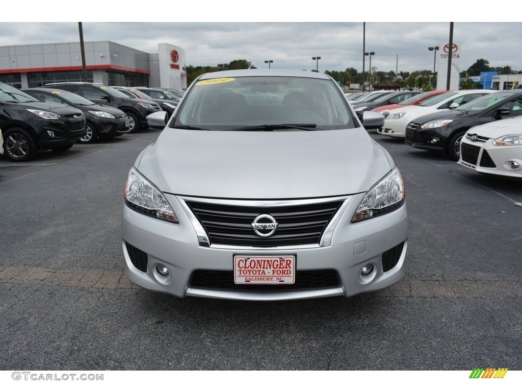 2014 Sentra SR - Brilliant Silver / Charcoal photo #22
