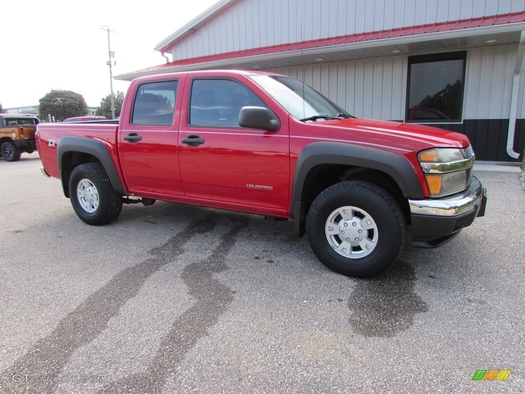 2005 Colorado LS Crew Cab 4x4 - Victory Red / Very Dark Pewter photo #7