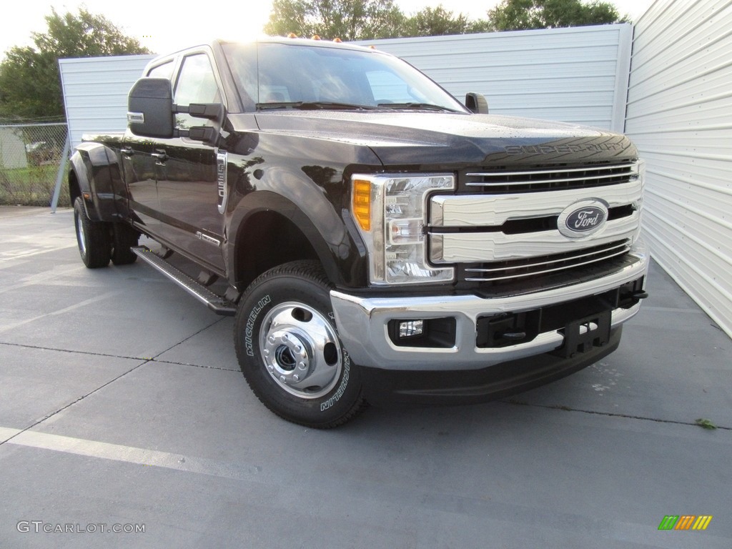 Shadow Black 2017 Ford F350 Super Duty Lariat Crew Cab 4x4 Exterior Photo #116172257