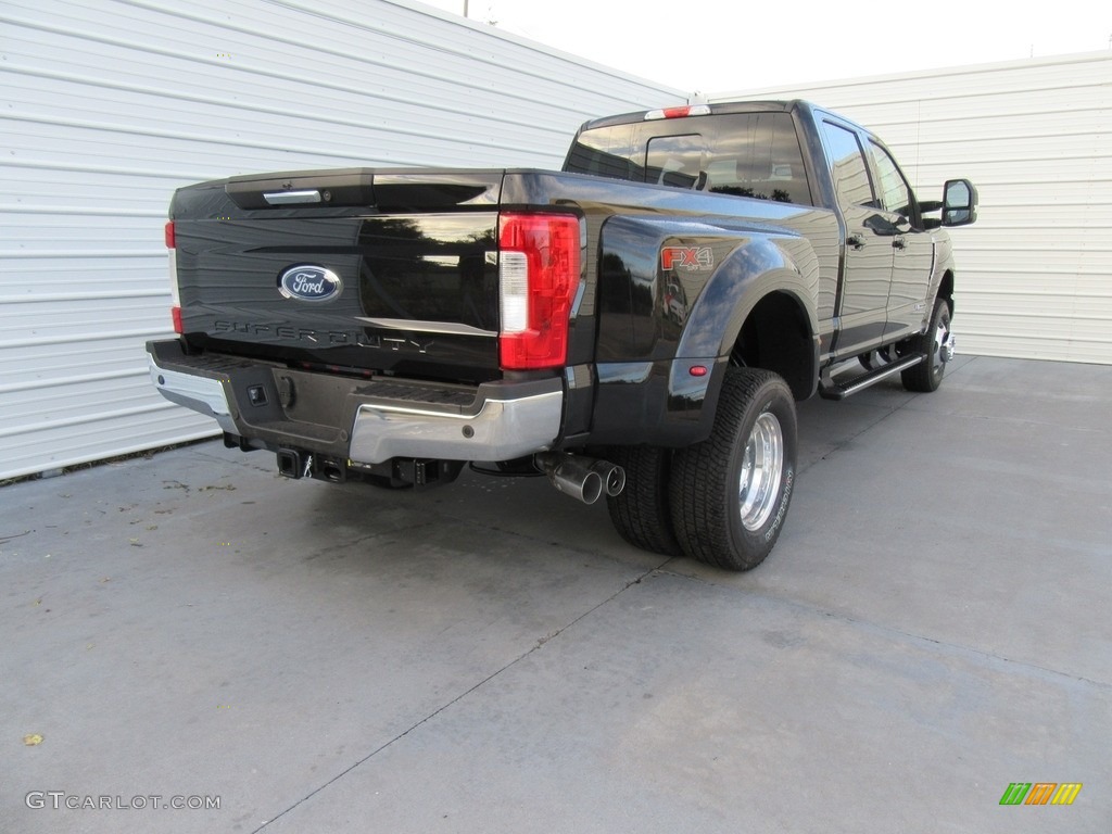Shadow Black 2017 Ford F350 Super Duty Lariat Crew Cab 4x4 Exterior Photo #116172314