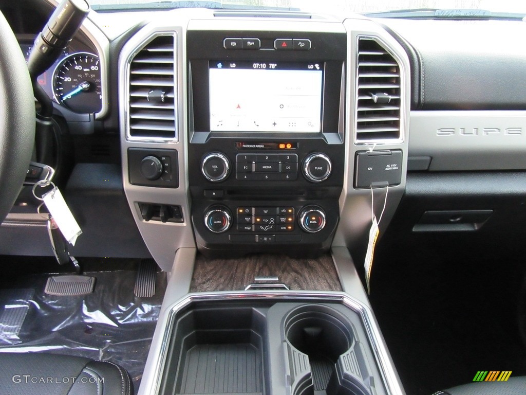 2017 Ford F350 Super Duty Lariat Crew Cab 4x4 Black Dashboard Photo #116172918