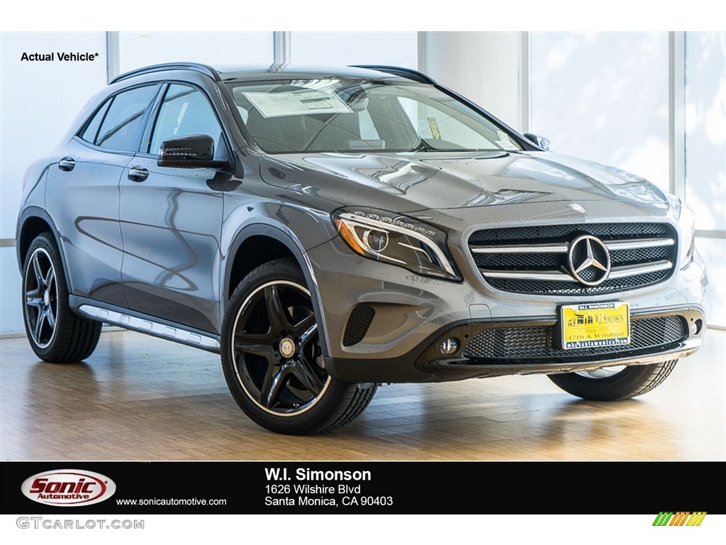 2017 GLA 250 - Mountain Grey Metallic / Black photo #1