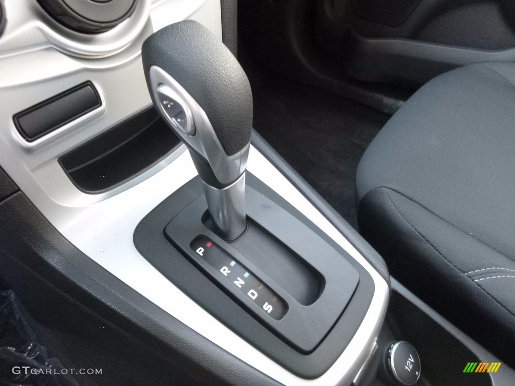 2016 Fiesta SE Sedan - Magnetic Metallic / Charcoal Black photo #18