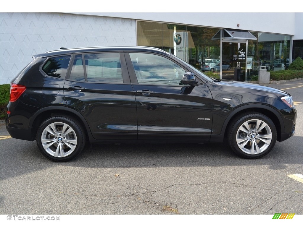 2016 X3 xDrive28i - Black Sapphire Metallic / Black photo #2