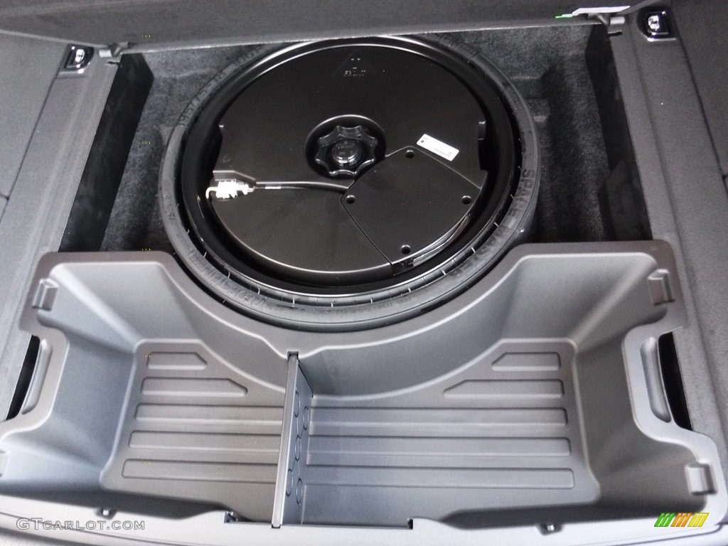 2017 Audi Q5 2.0 TFSI Premium quattro Trunk Photo #116194958