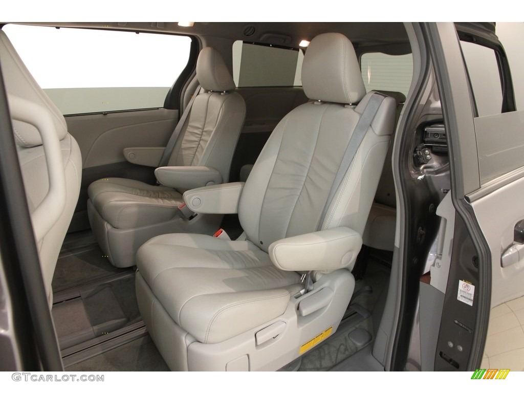 2012 Sienna XLE AWD - Predawn Gray Mica / Light Gray photo #19