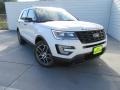 2017 White Platinum Ford Explorer Sport 4WD  photo #2