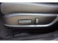 Crystal Black Pearl - ILX  Photo No. 16