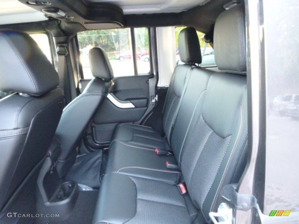 Black Interior 2017 Jeep Wrangler Unlimited Sahara 4x4 Photo #116211111