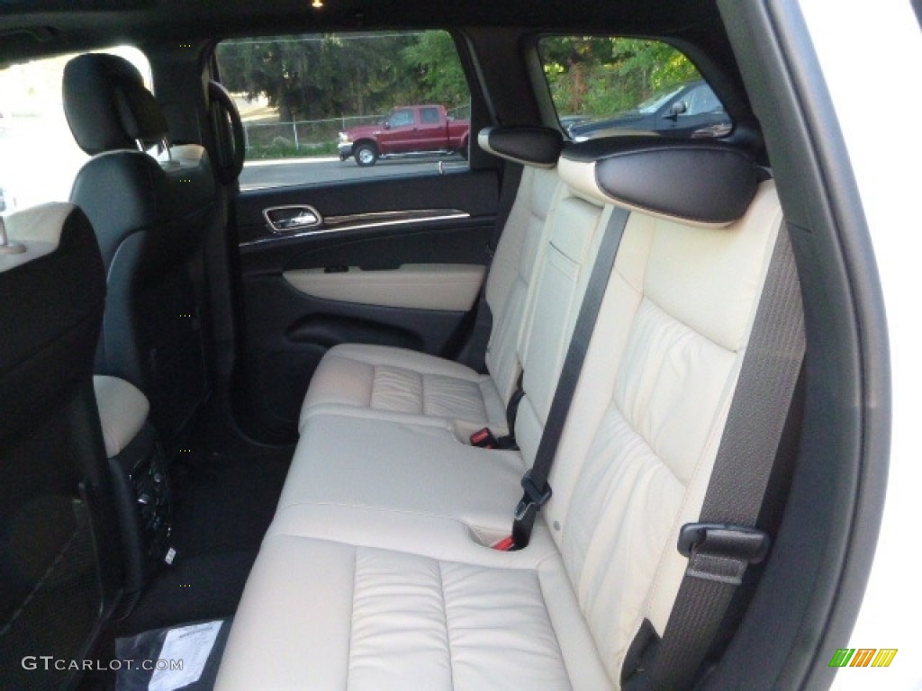 2017 Jeep Grand Cherokee Limited 4x4 Rear Seat Photo #116211537