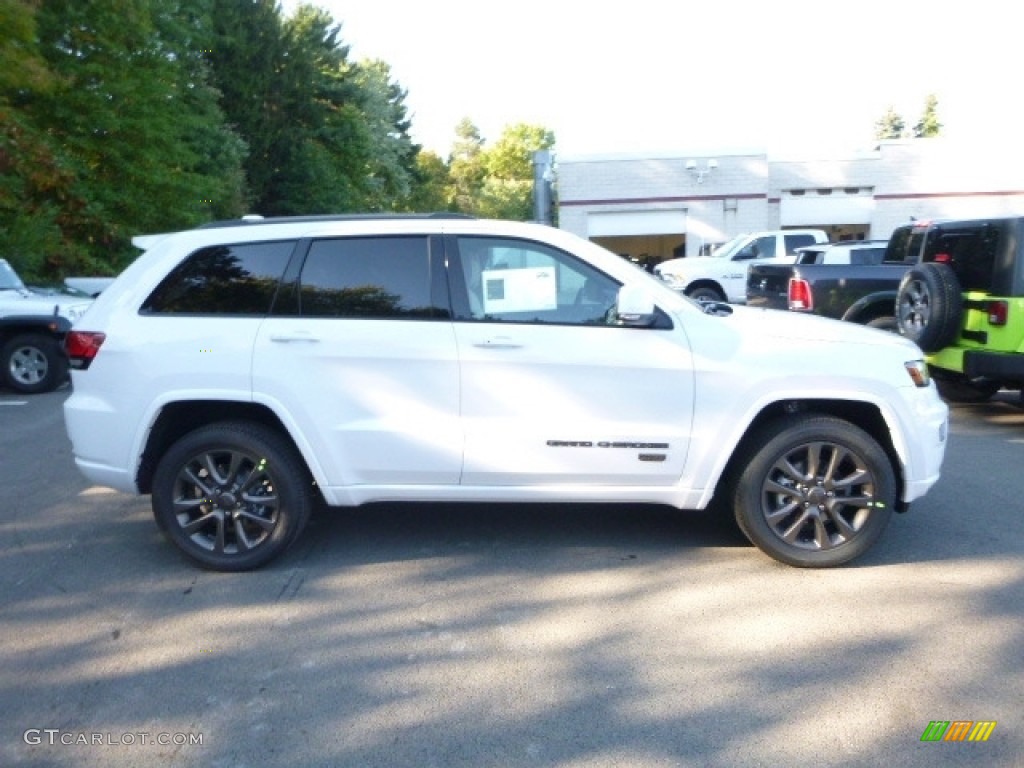 2017 Grand Cherokee Limited 4x4 - Bright White / Black/Light Frost Beige photo #8