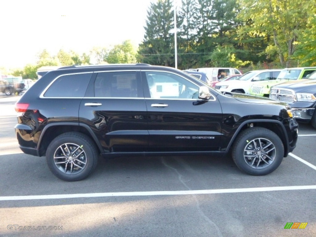 2017 Grand Cherokee Limited 4x4 - Diamond Black Crystal Pearl / Black photo #7