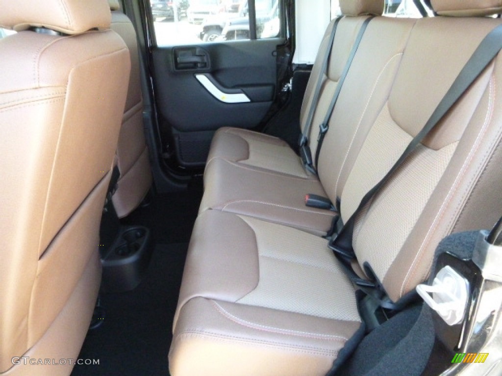 2017 Jeep Wrangler Unlimited Sahara 4x4 Rear Seat Photo #116214276