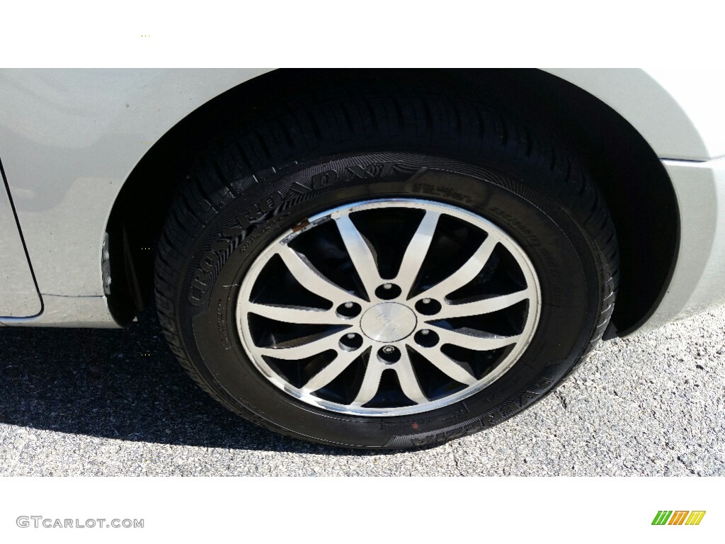 2012 Sedona EX - Bright Silver / Gray photo #4