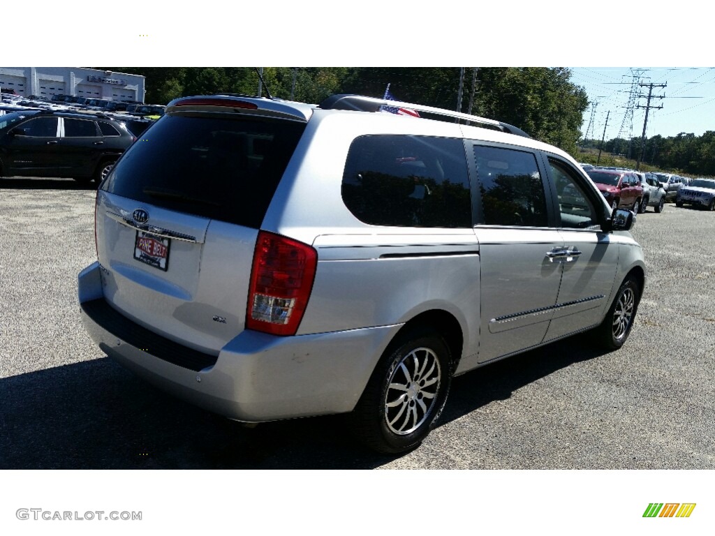 2012 Sedona EX - Bright Silver / Gray photo #7