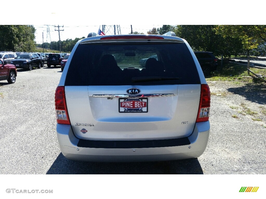 2012 Sedona EX - Bright Silver / Gray photo #8