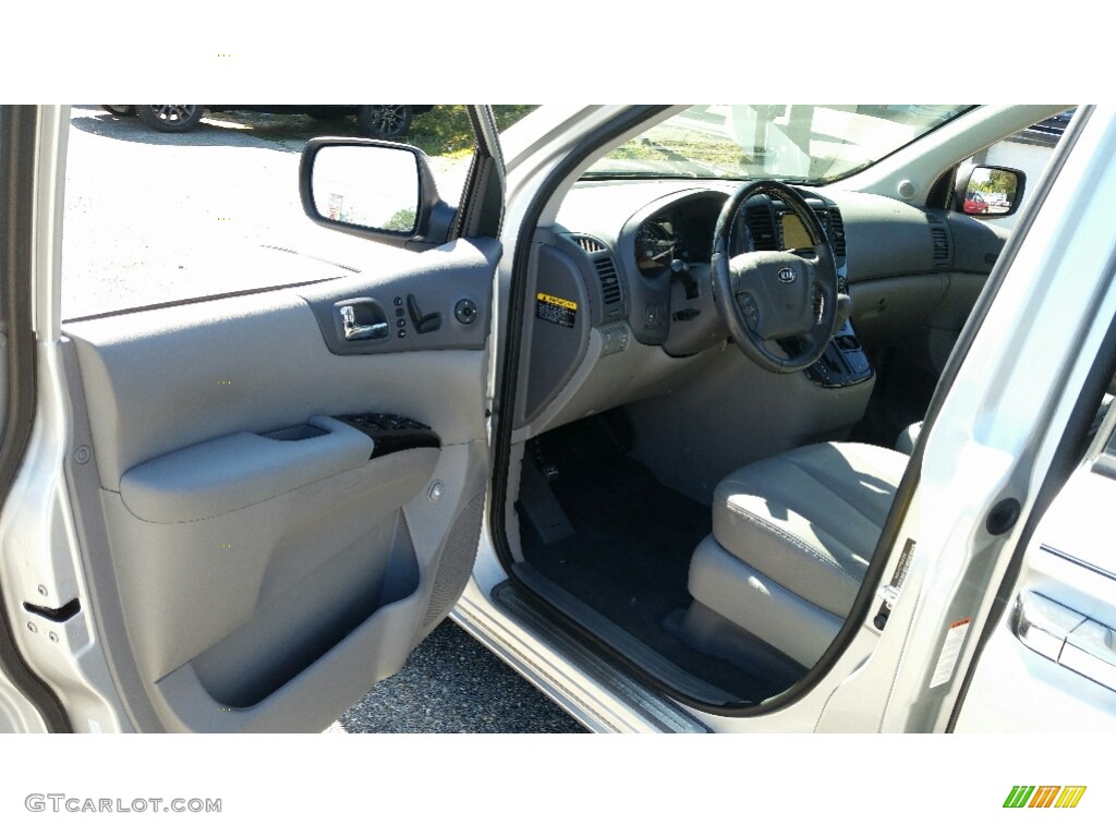 2012 Sedona EX - Bright Silver / Gray photo #18