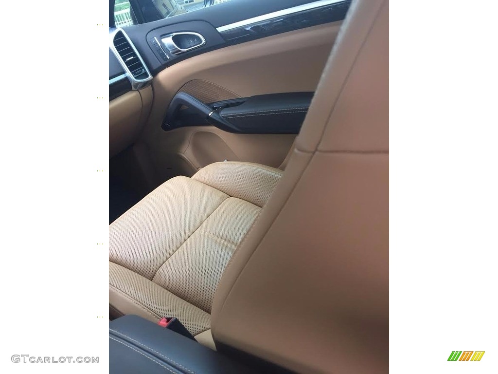 2016 Cayenne GTS - Mahogany Metallic / Espresso/Cognac Natural leather photo #16