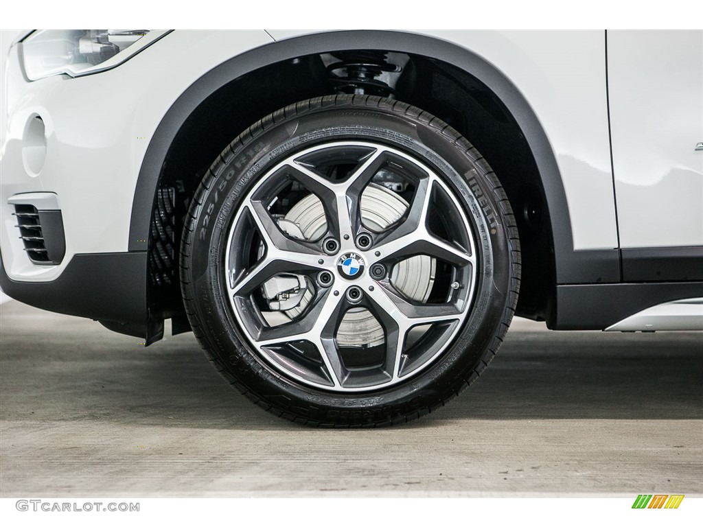 2017 BMW X1 sDrive28i Wheel Photo #116221167