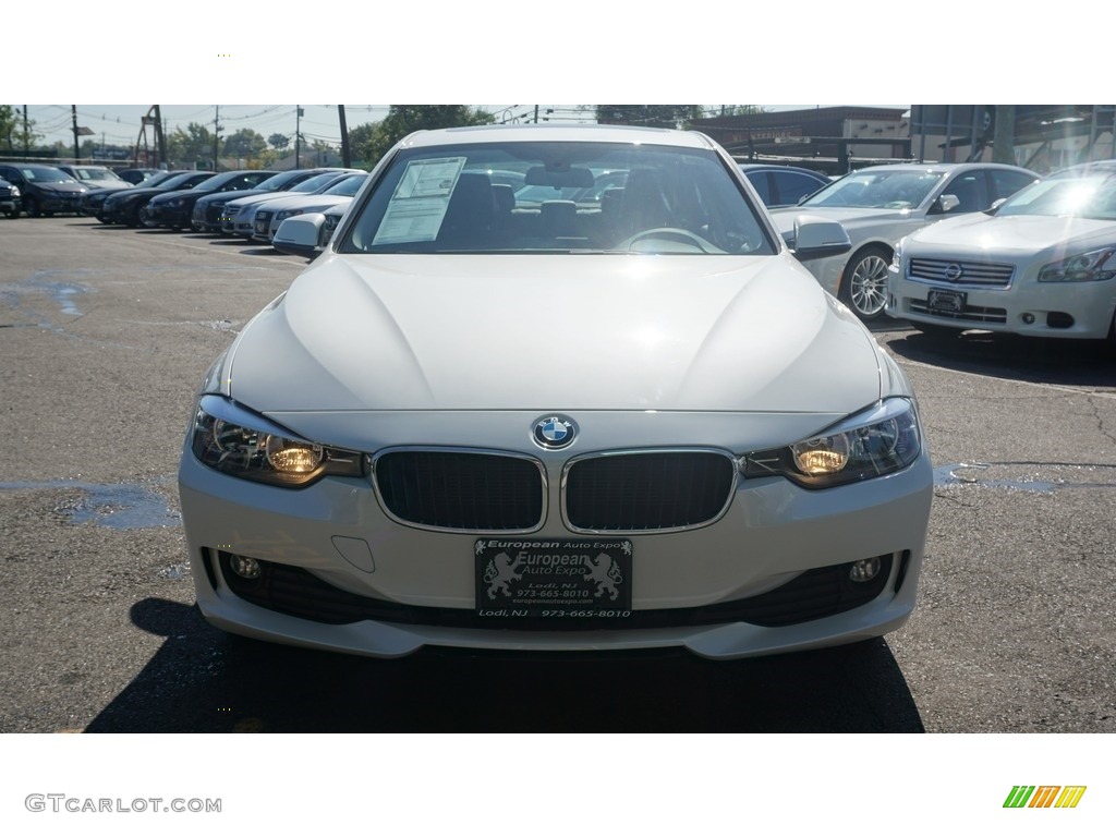 2014 3 Series 320i xDrive Sedan - Alpine White / Black photo #8