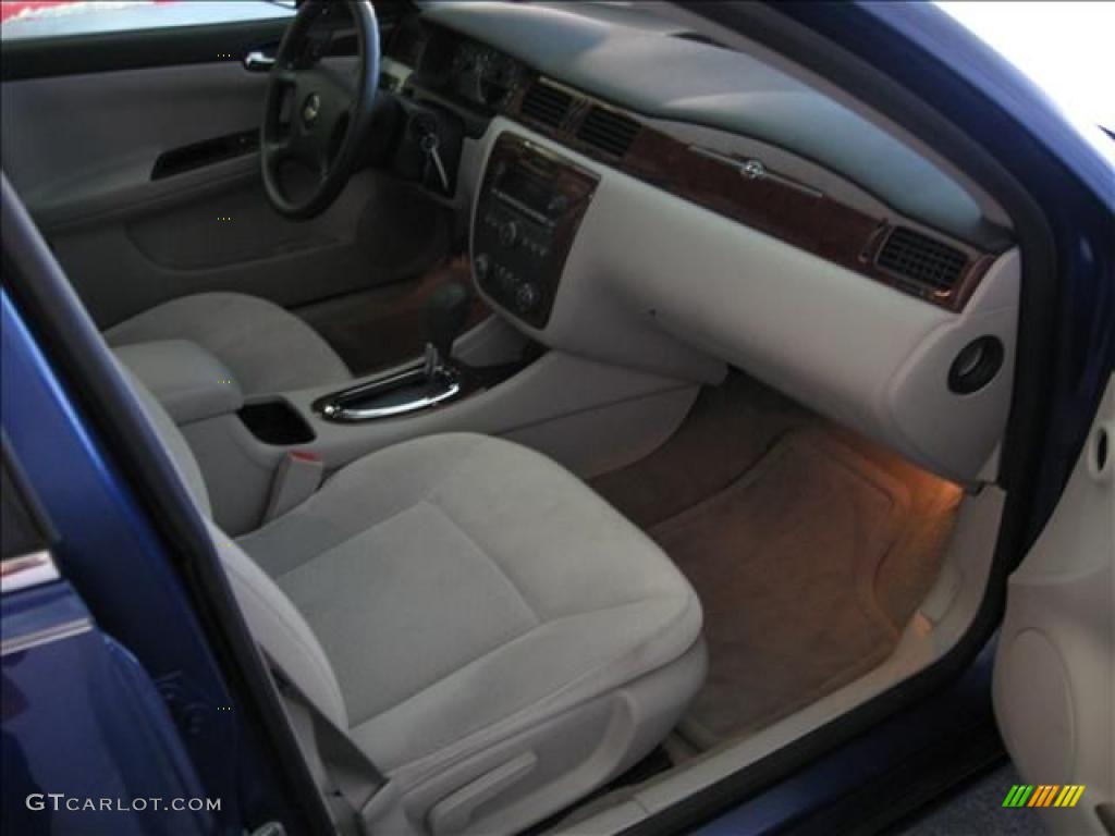 2006 Impala LT - Superior Blue Metallic / Gray photo #18