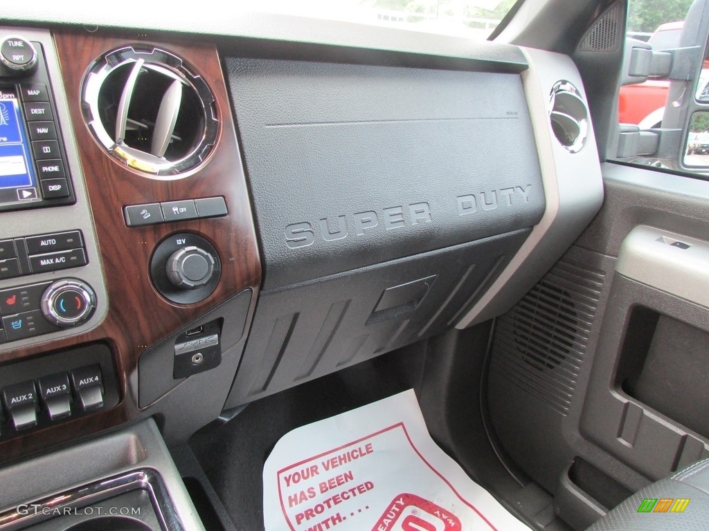 2011 F250 Super Duty Lariat Crew Cab 4x4 - Golden Bronze Metallic / Black Two Tone Leather photo #25