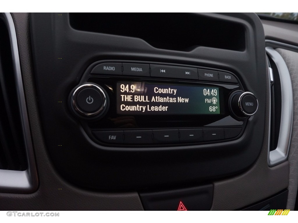 2017 Chevrolet Malibu L Controls Photos