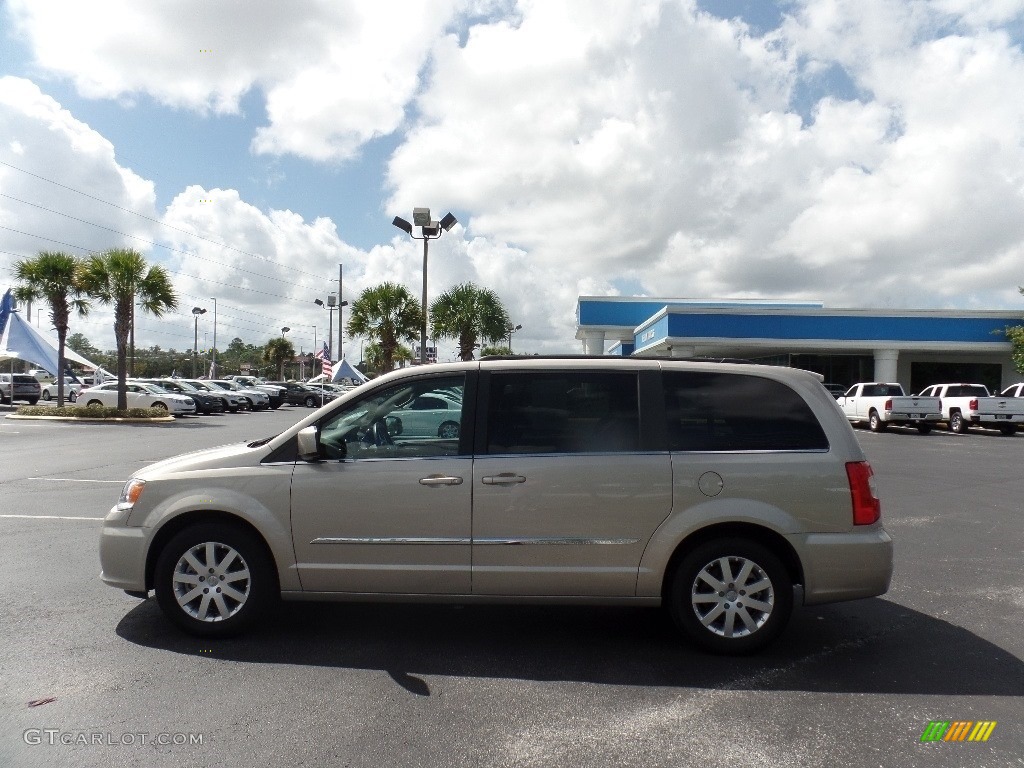 2016 Town & Country Touring - Cashmere/Sandstone Pearl / Dark Frost Beige/Medium Frost Beige photo #2