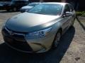 Creme Brulee Mica 2017 Toyota Camry XLE